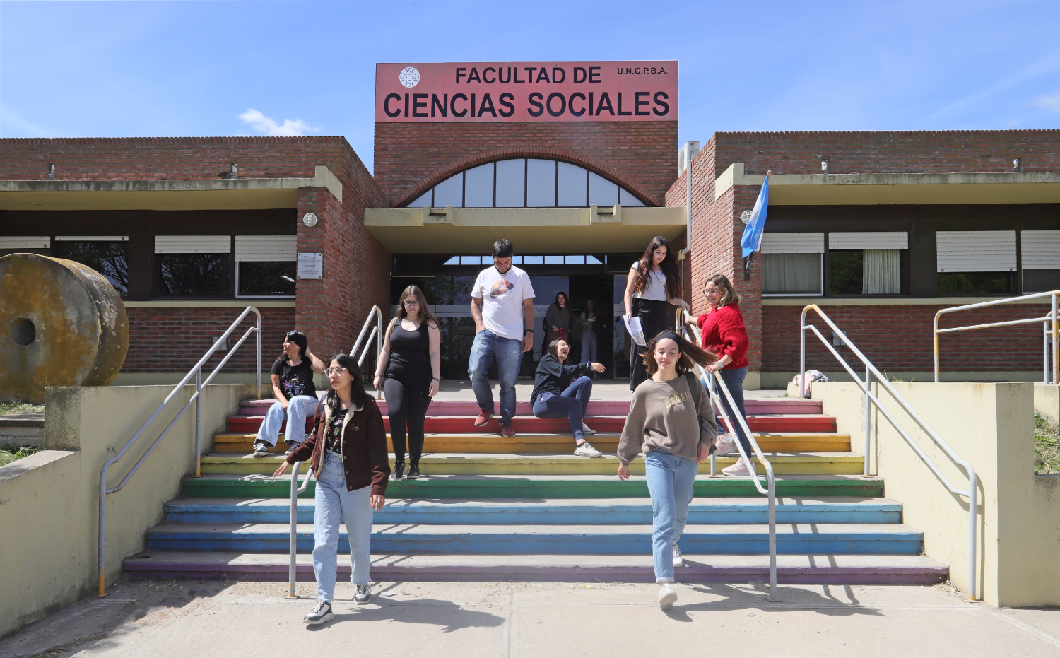 Estudiantes en el ingreso a la Facultad de Ciencias Sociales